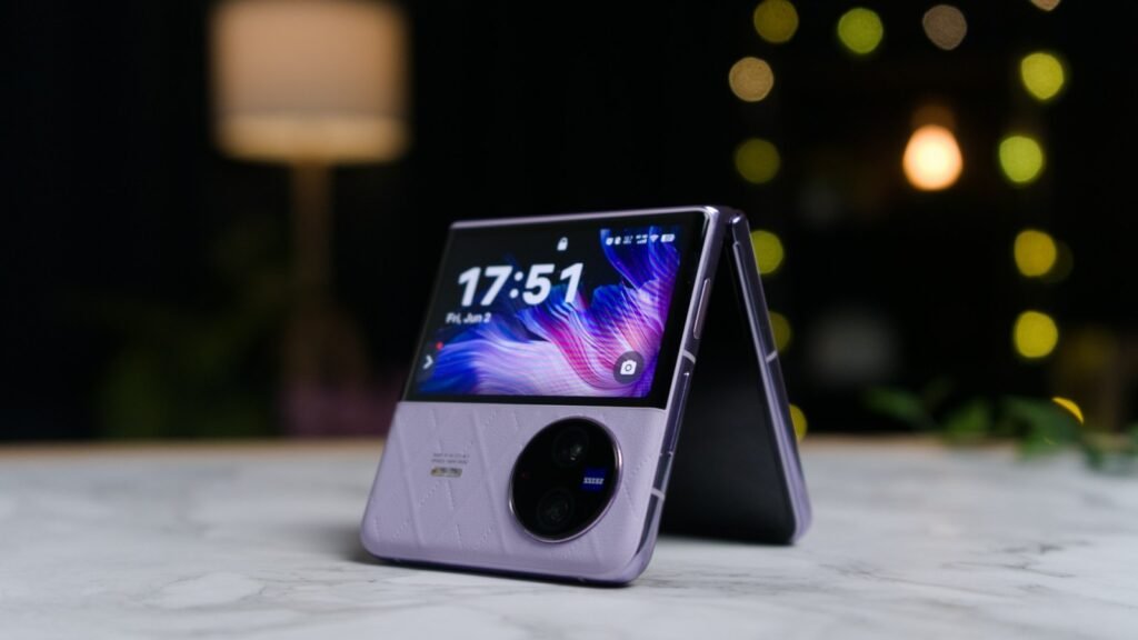 A composite image showing the different form factors of foldable phones including book-style, flip-style, and rollable concepts.