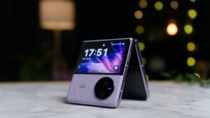 A composite image showing the different form factors of foldable phones including book-style, flip-style, and rollable concepts.